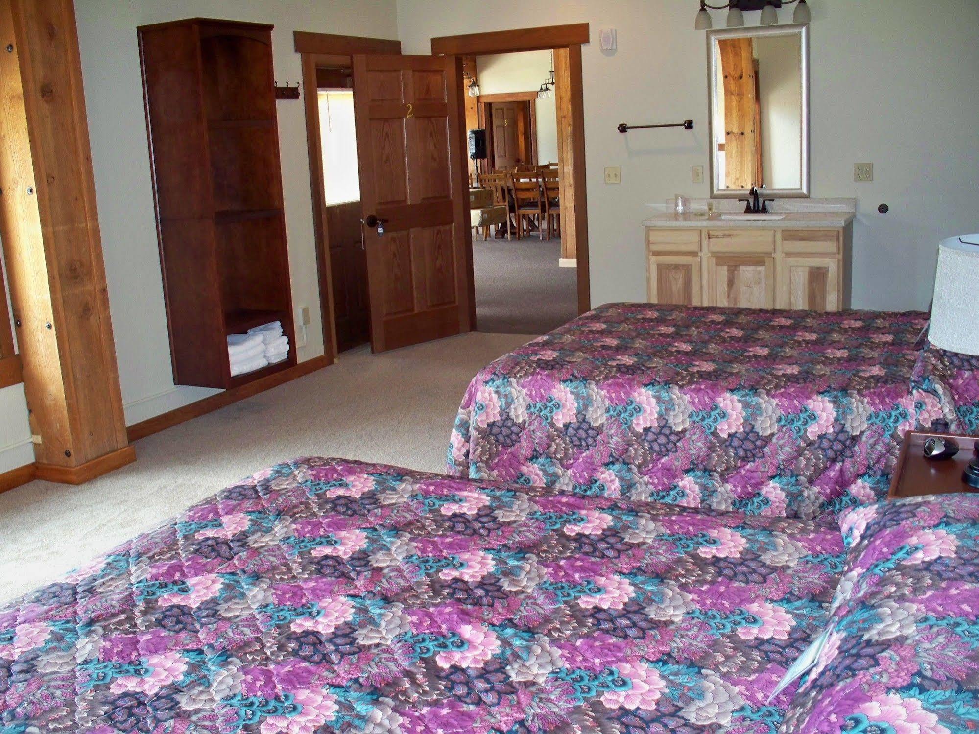 רפיד סיטי Canyon Lake Resort מראה חיצוני תמונה